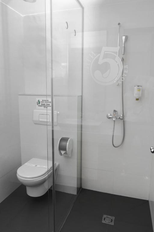 City5 Rooms & Suites By Lsa Skopje Exterior foto